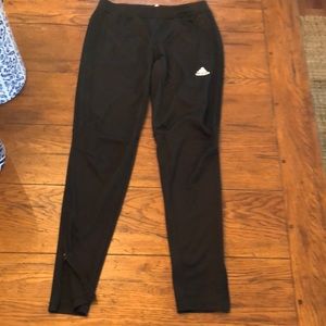 Adidas sweatpants climatology